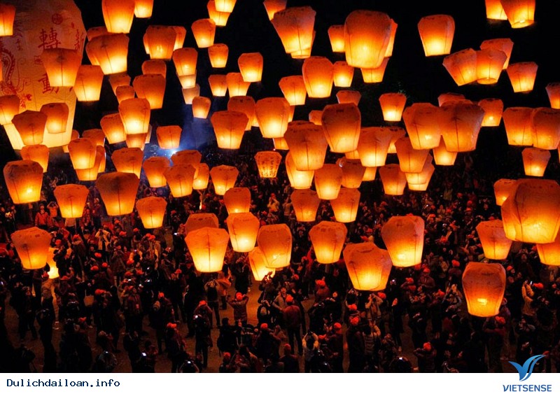 Đèn trời Bình Khê