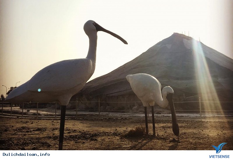 Đẹp ngỡ ngàng trước núi muối Thất Cổ - Ảnh 3