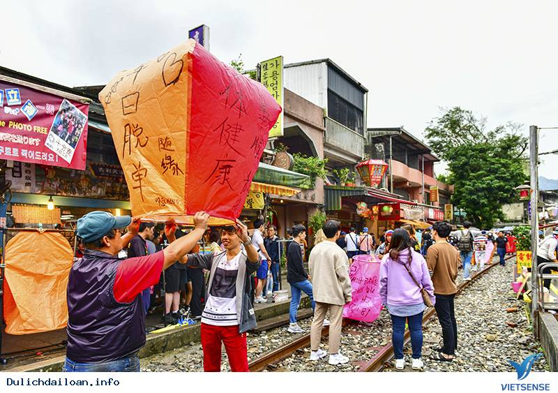 Lễ hội đèn lồng Đài Loan - Ảnh 5 Lễ hội đèn lồng Đài Loan - Ảnh 5